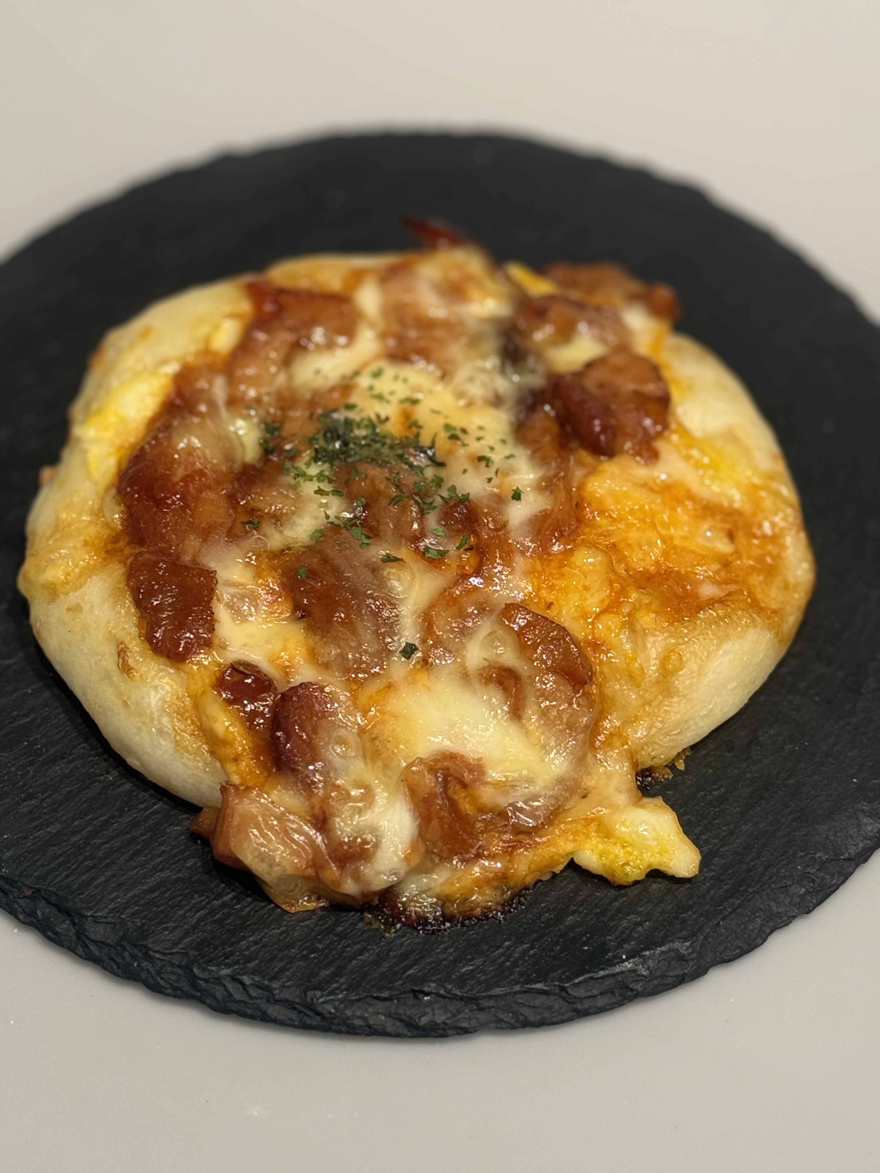 照り焼きチキンのピザ